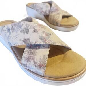 Clarks Collection Floral Crossband Slide‎ Sandals